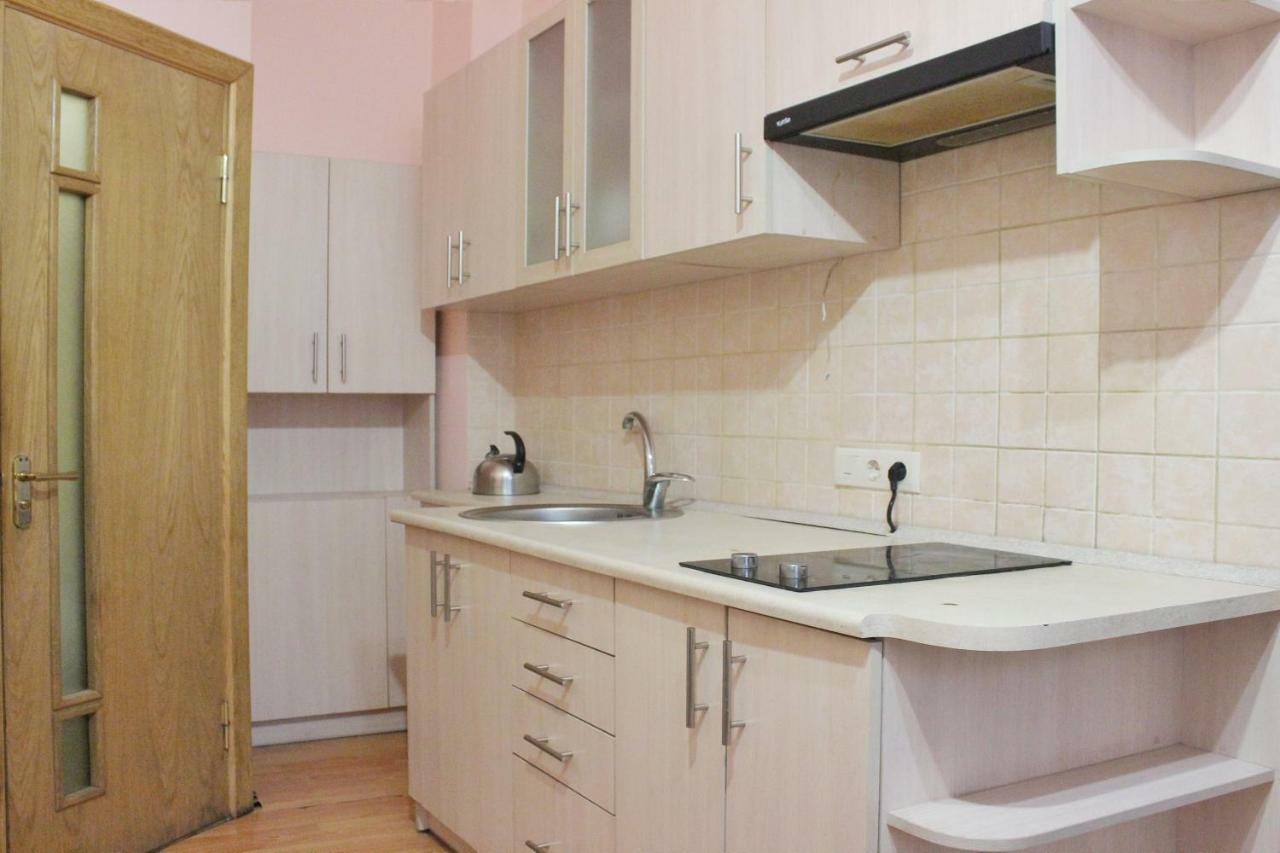 Квартира В Оренду По Вулиці Гавришкевича 10 Lviv Bagian luar foto